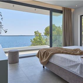 6 bedroom villa with infinity pool and sea views, Korcula Island, sleeps 12